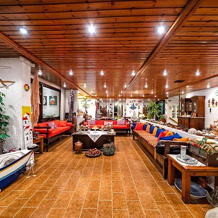 Tsagarakis Hotel 3*